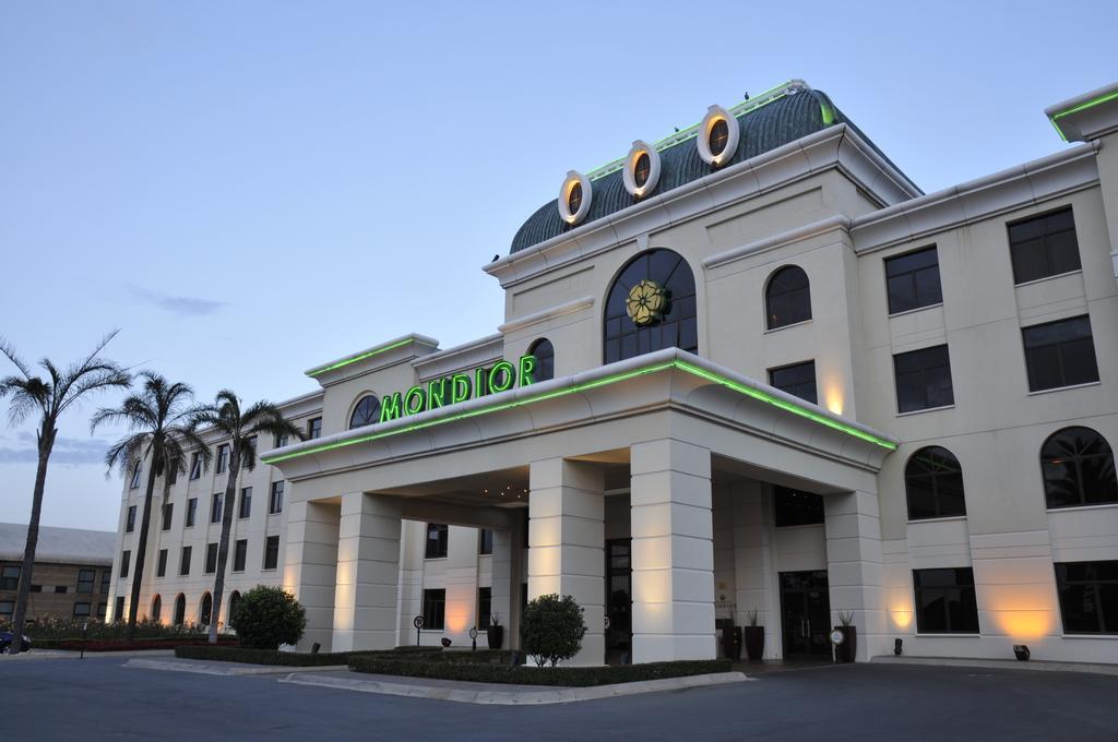 Mondior At Emperors Palace Kempton Park Bagian luar foto