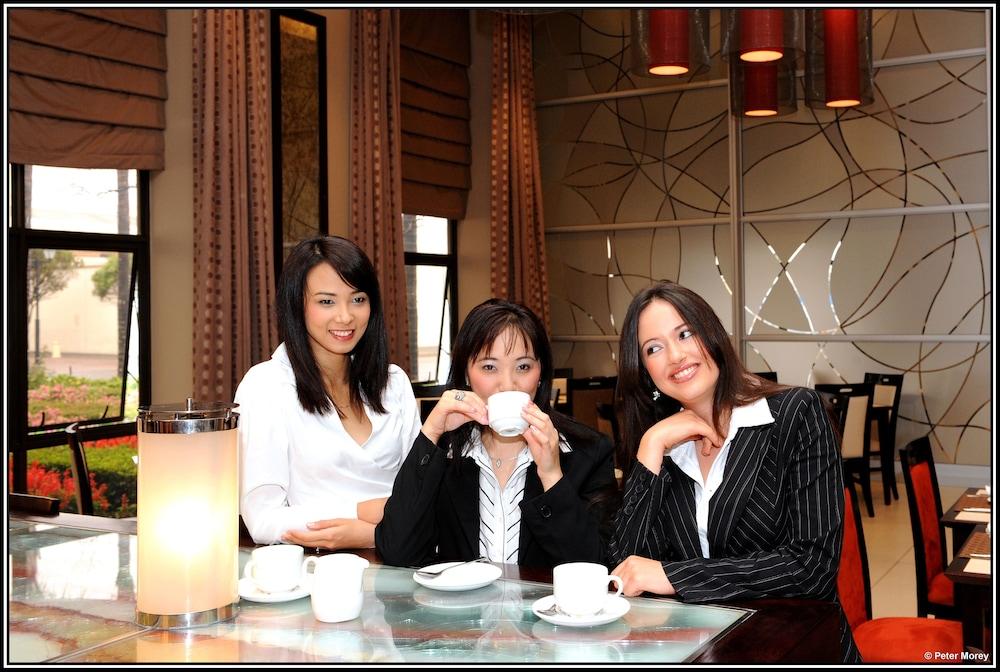 Mondior At Emperors Palace Kempton Park Bagian luar foto